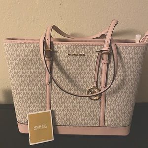 Sold Michael Kors Jet Set Travel Sady Large Top Zip Tote Vanilla MK Signature